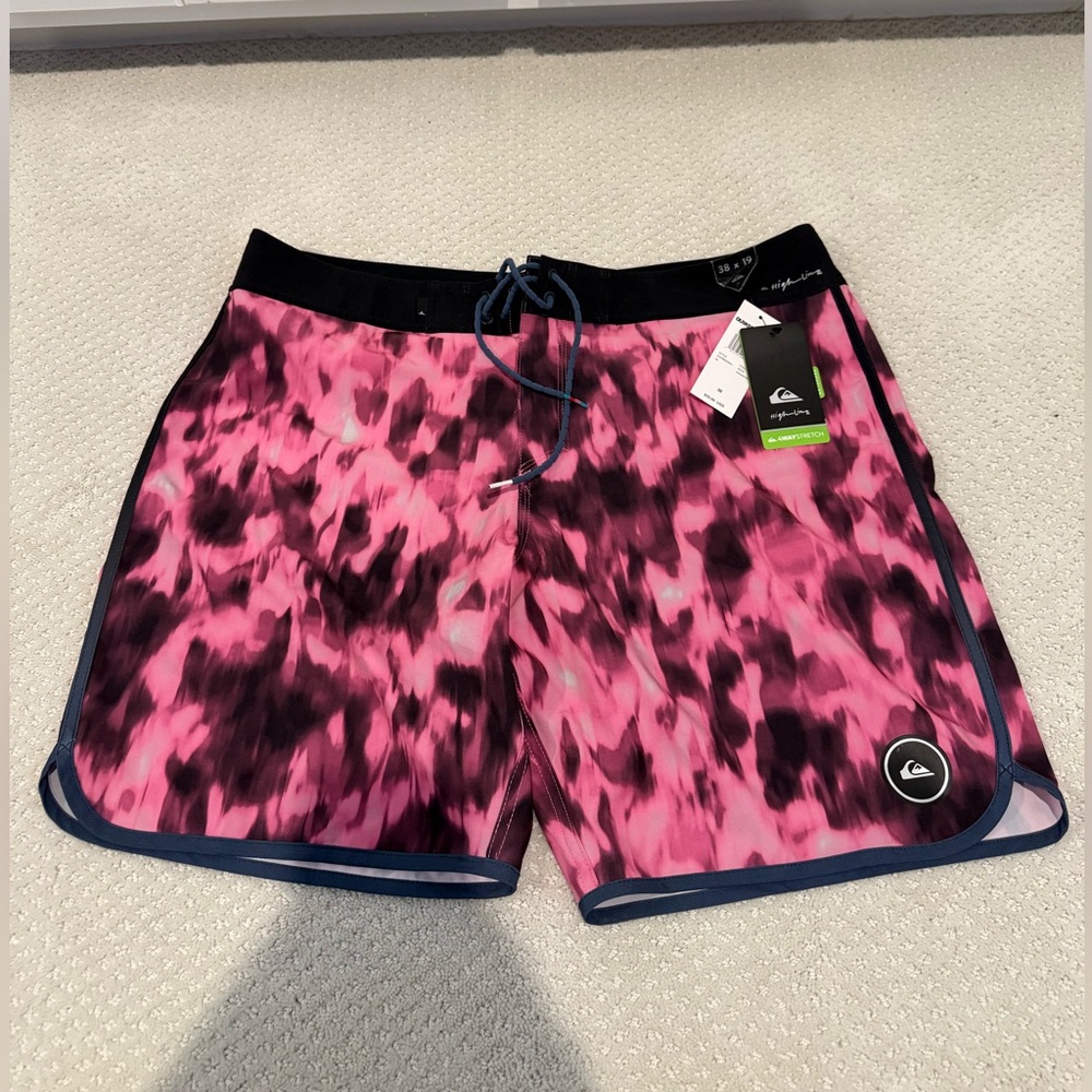 Quiksilver Vibrant Pink and Black Boardshorts